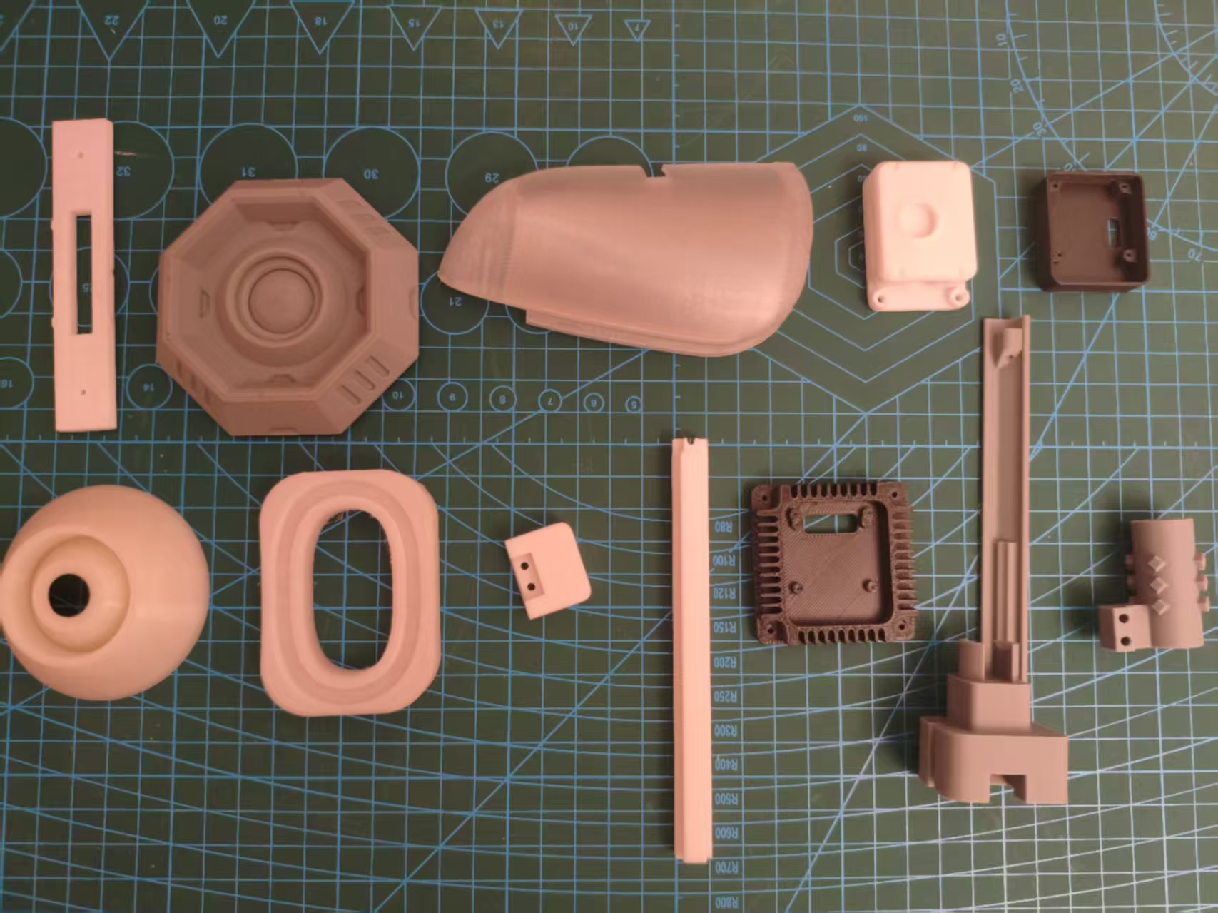 来图定制 / 小批量生产示例